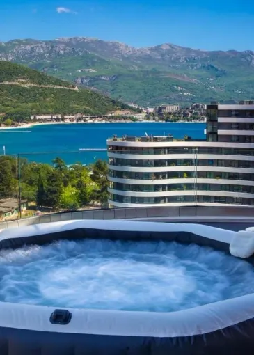 Penthouse for sale in Budva
