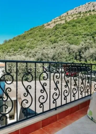 Apartment for sale in Sveti Stefan