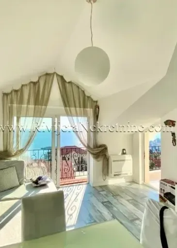 Apartment for sale in Sveti Stefan
