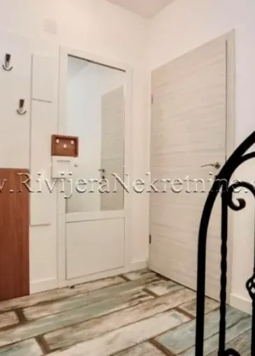Apartment for sale in Sveti Stefan