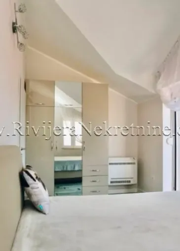 Apartment for sale in Sveti Stefan