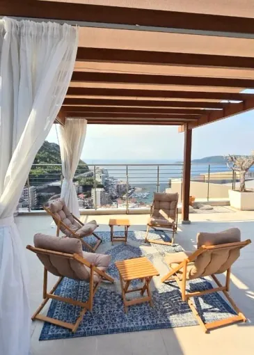 Penthouse satılık Bečići'de 