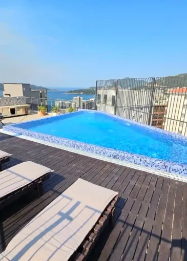 Penthouse satılık Bečići'de 