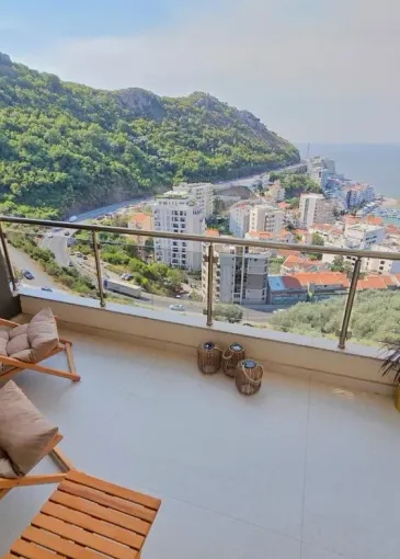 Penthouse satılık Bečići'de 