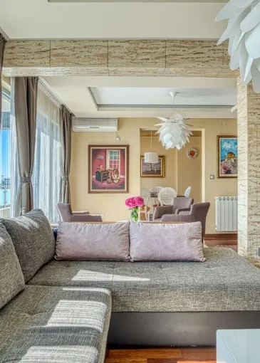 Penthouse for sale in Budva