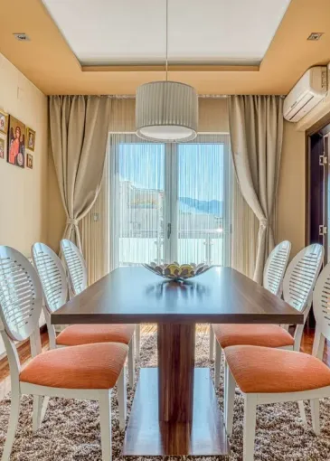 Penthouse for sale in Budva