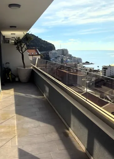 Penthouse for sale in Bečići