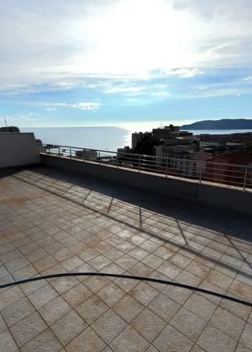 Penthouse for sale in Bečići