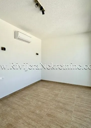 Townhouse for sale in Đuraševići