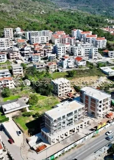 Immobilie im Bau zum Verkauf in Tivat