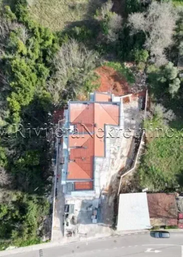 Propiedad en construcción en venta en Radovići