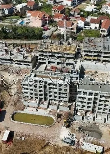 Propiedad en construcción en venta en Mrčevac