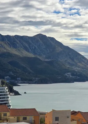 Apartment for sale in Bečići