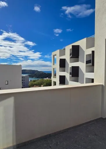 Apartment for sale in Bečići