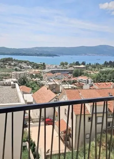 Apartment for sale in Tivat