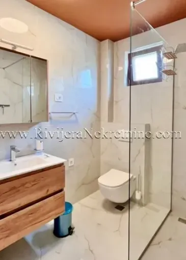 Apartment for sale in Tivat