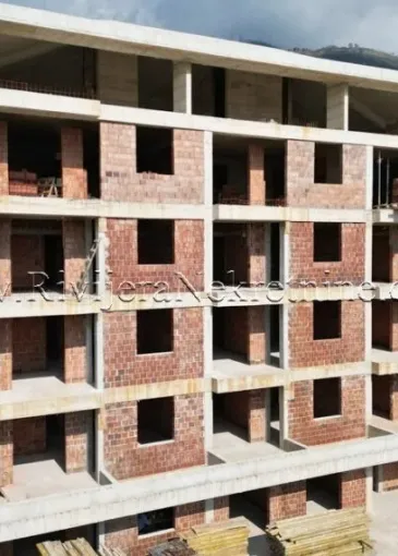 Immobilie im Bau zum Verkauf in Bijela