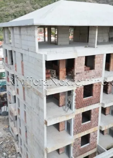 Immobilie im Bau zum Verkauf in Bijela