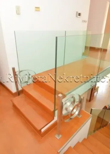 Villa zum Verkauf in Herceg Novi