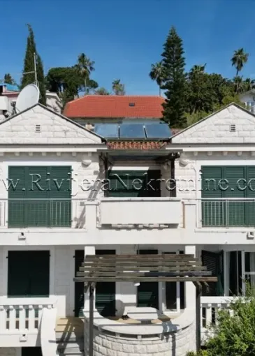 Villa zum Verkauf in Herceg Novi