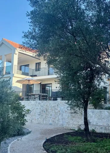Villa in vendita a Teodo