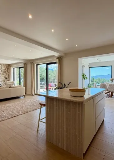 Villa in vendita a Teodo