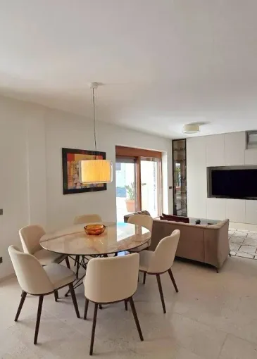Villa en venta en Rijeka Reževići