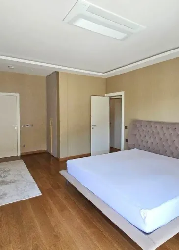 Villa en venta en Rijeka Reževići