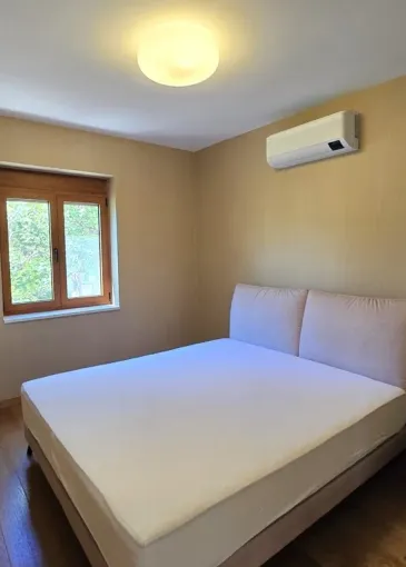 Villa en venta en Rijeka Reževići