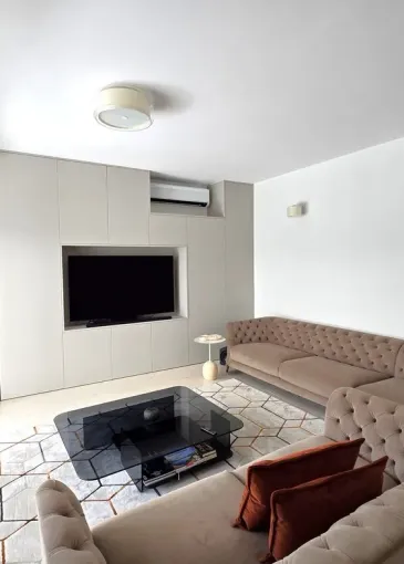 Villa en venta en Rijeka Reževići