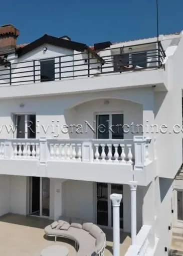 Villa for sale in Herceg Novi