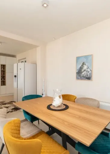 Villa for sale in Dobrota