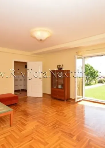 Villa for sale in Herceg Novi