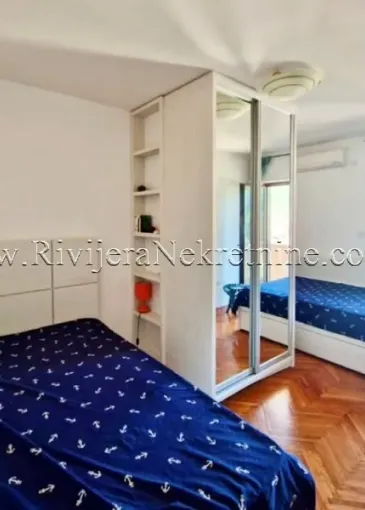 Villa for sale in Lepetane