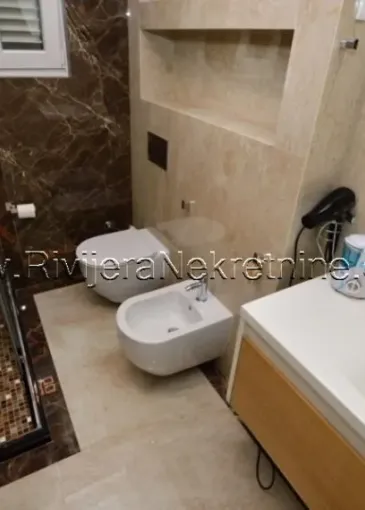 Villa for sale in Bijela