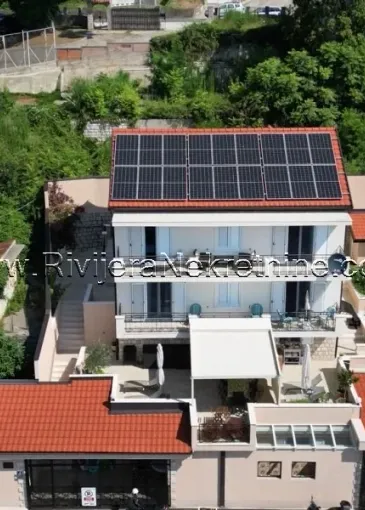 Villa for sale in Bijela