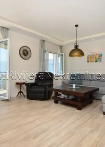 Villa for sale in Bijela