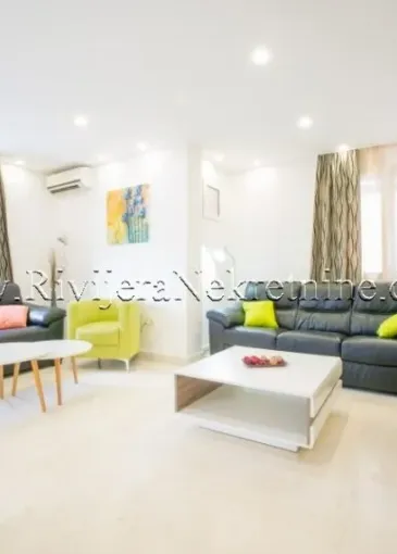 Villa for sale in Stoliv