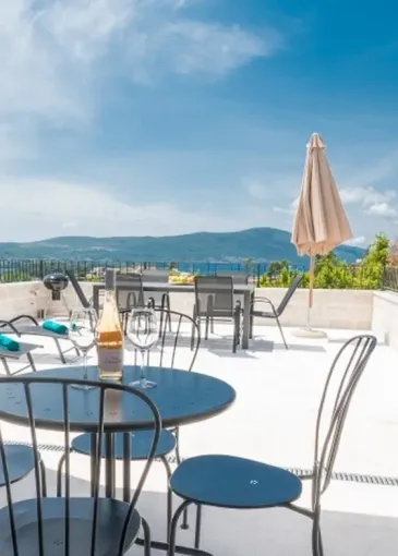 Villa for sale in Mrčevac