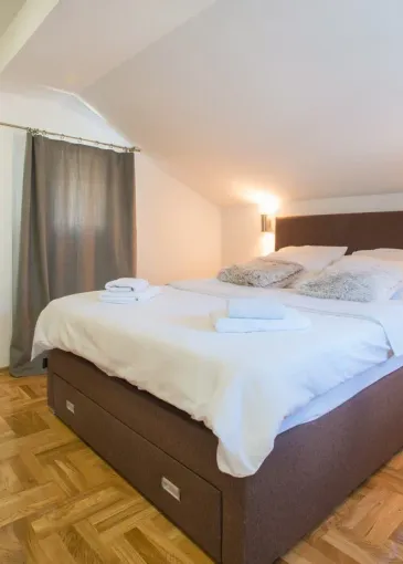 Villa for sale in Stoliv