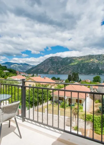 Villa for sale in Stoliv