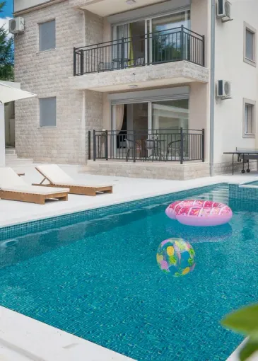 Villa for sale in Stoliv