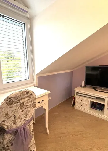 Villa for sale in Radovići