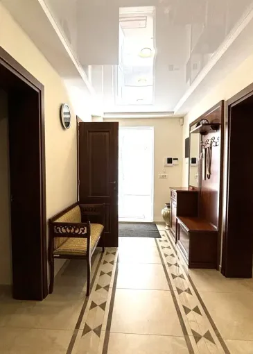 Villa for sale in Radovići