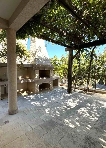 Villa for sale in Radovići