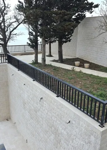 Villa for sale in Krstac