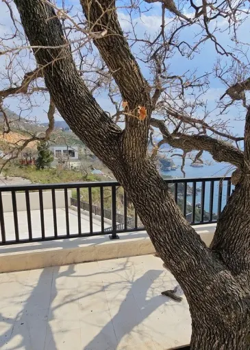 Villa for sale in Krstac